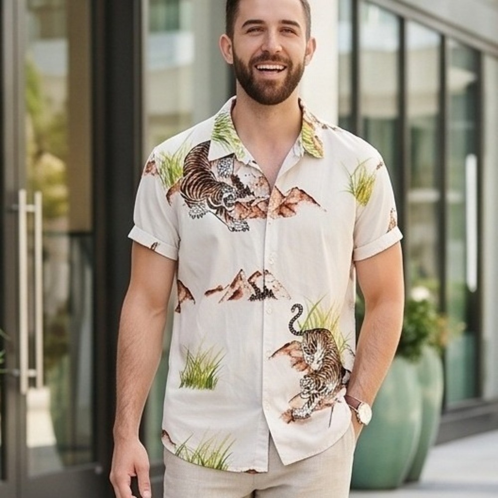 GUESS Mens XXL Slim Fit Tiger Mountain Graphic Short Sleeve Button Down Shirt